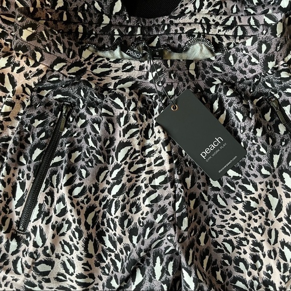 Animal Print Joggers - NWT - Size Small - Picture 5 of 8